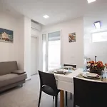 A Due Passi Dal Mare Casa vacanze *