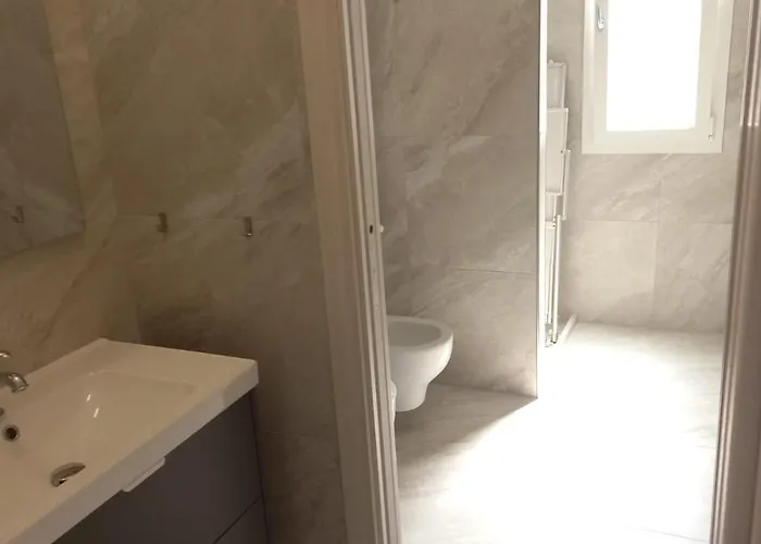 A Due Passi Dal Mare 카톨리카