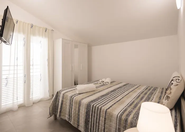 A Due Passi Dal Mare *